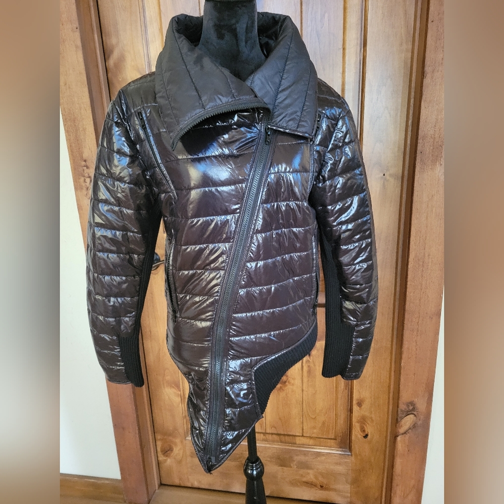 Demobaza Black Puffer Coat Jacket M/L